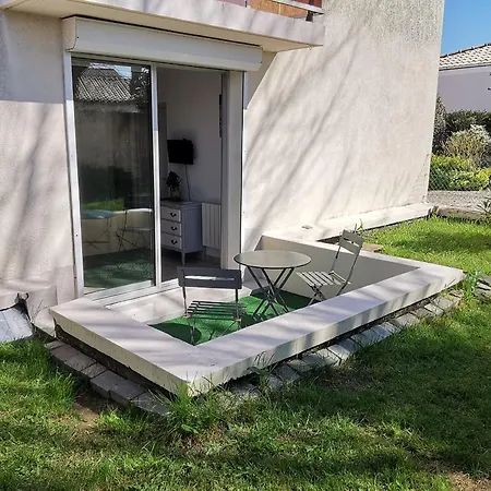 Apartment Cosy Pour 2, Centre-ville, Proche Plage, Parking Prive - Fr-1-357-334 La Tranche-sur-Mer